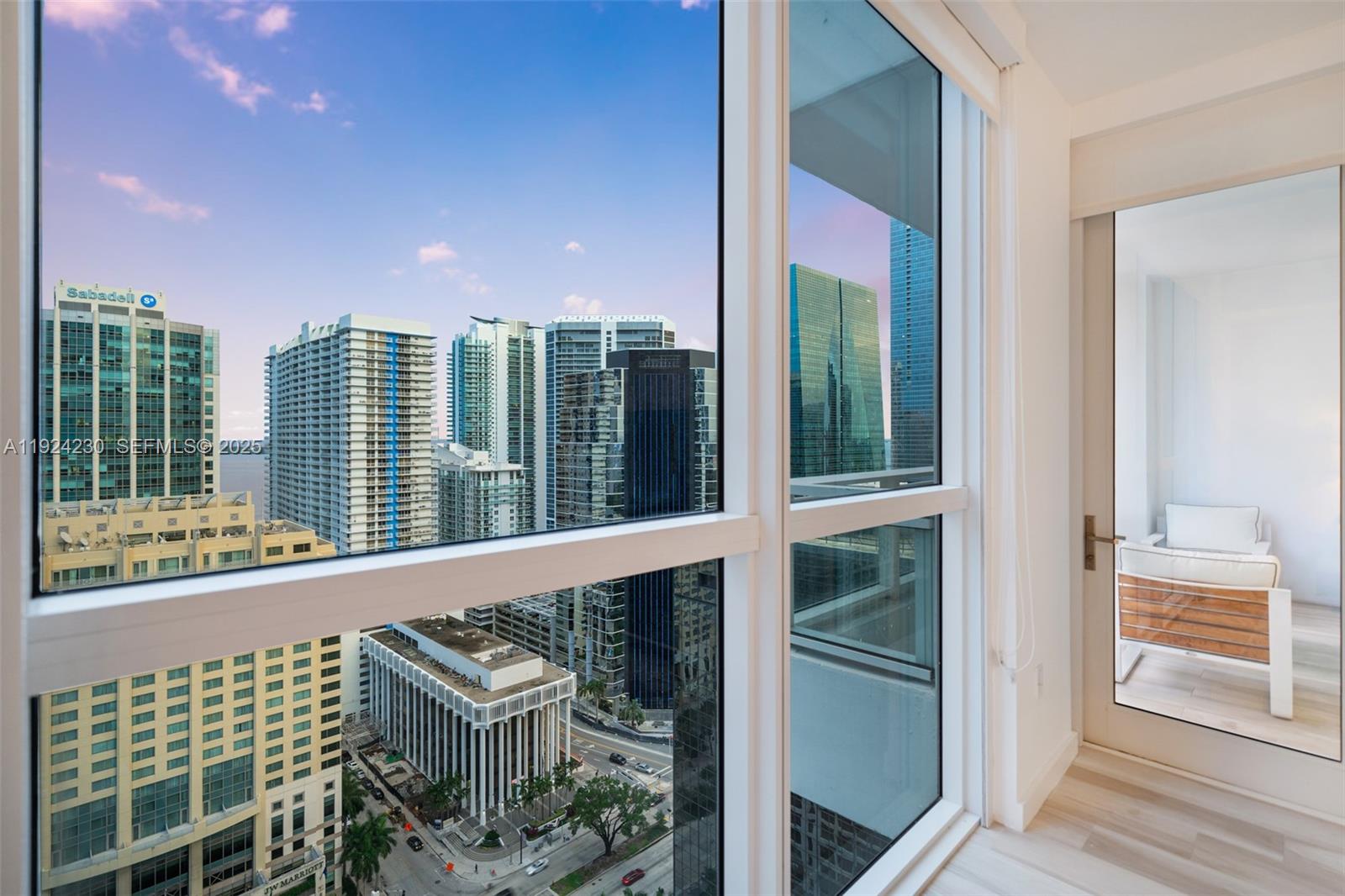 1080 Brickell Ave # 2706