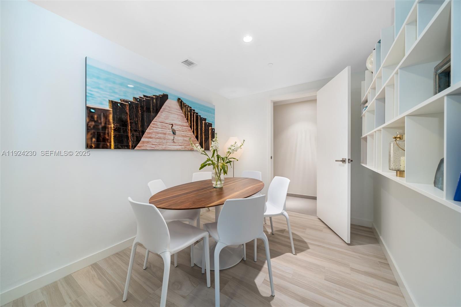 1080 Brickell Ave # 2706