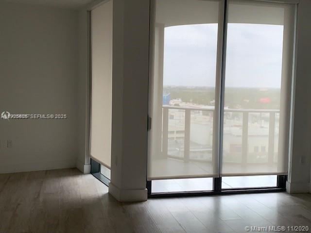 121 NE 34th St # 1214