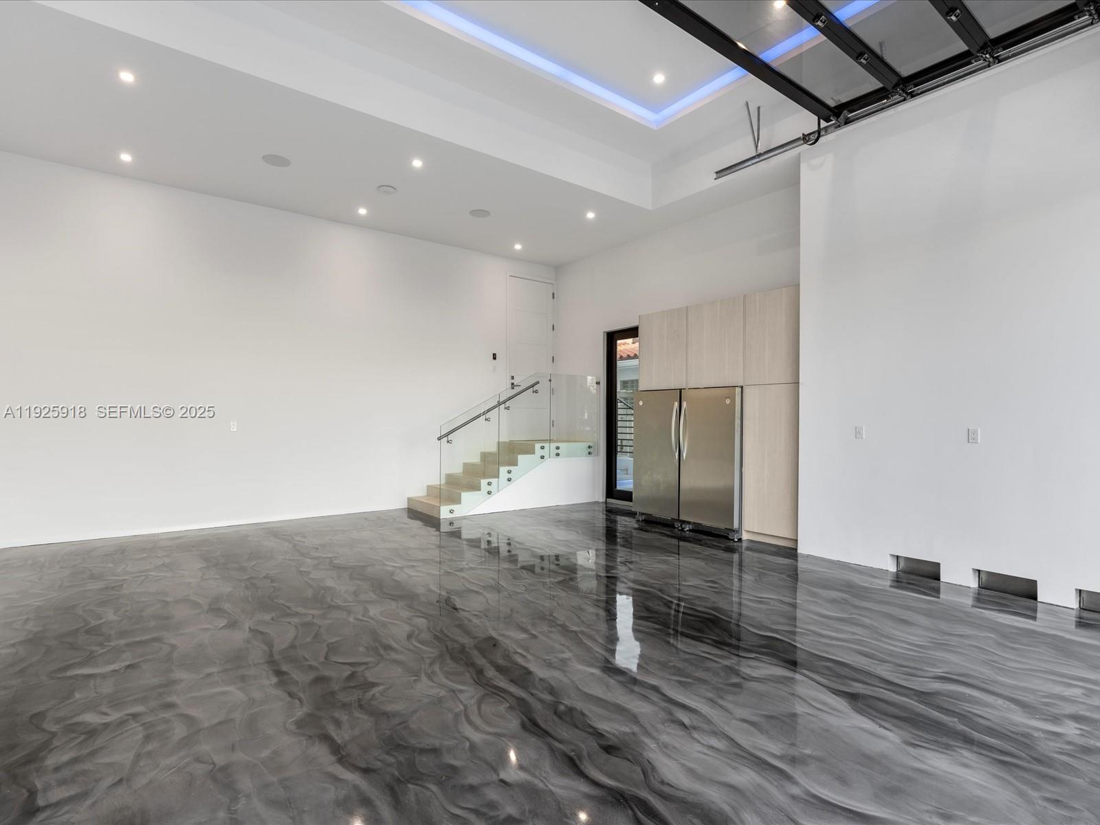 401 Bontona Avenue
