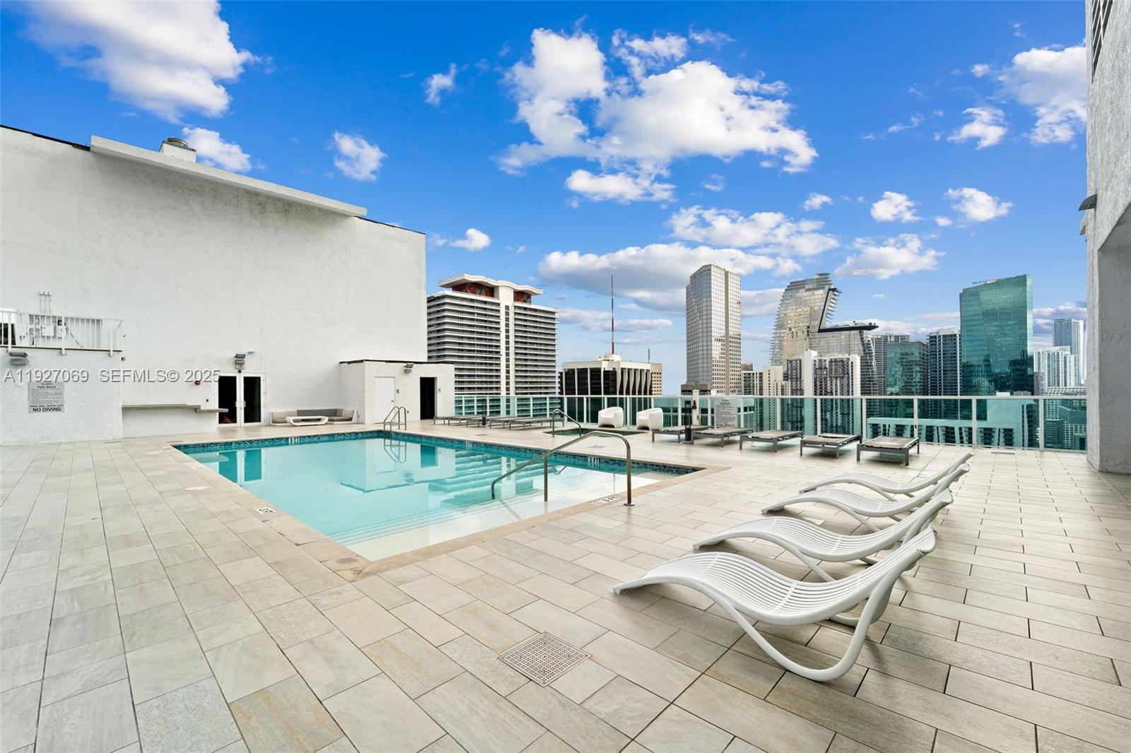 133 NE 2nd Ave # 1905