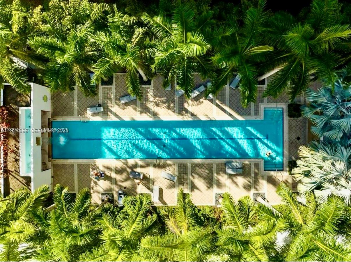 133 NE 2nd Ave # 1905