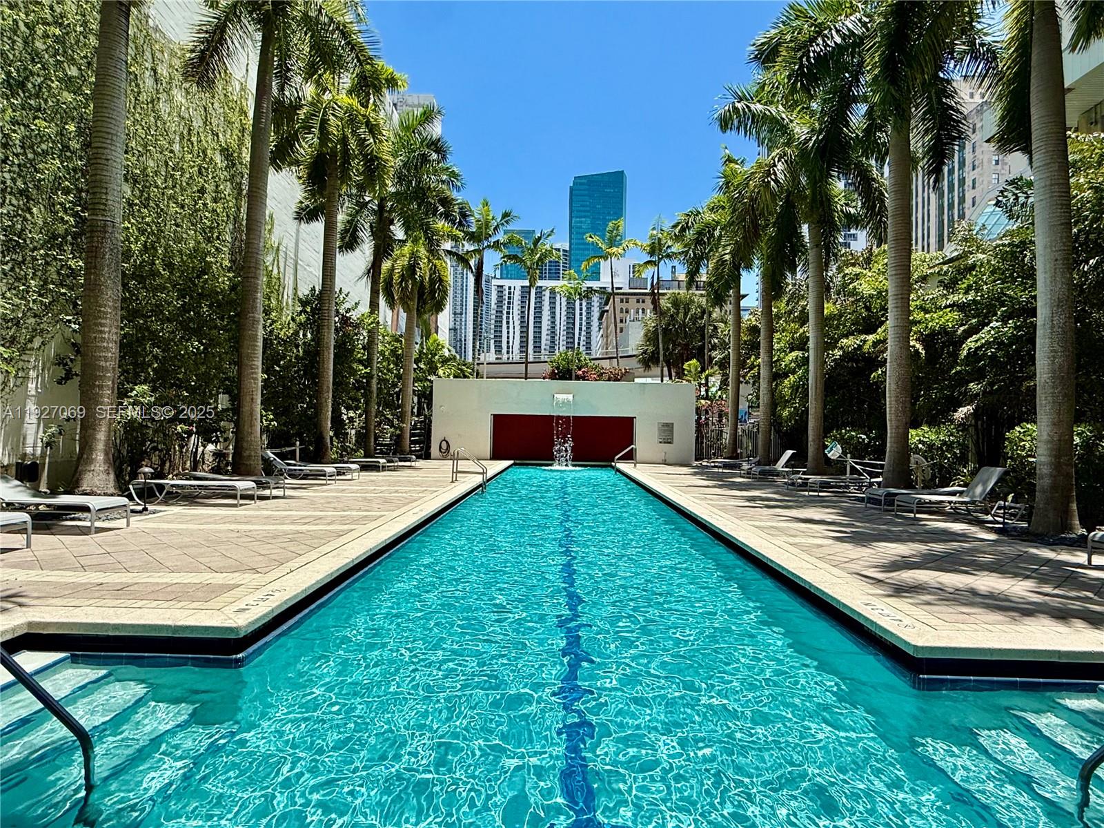 133 NE 2nd Ave # 1905