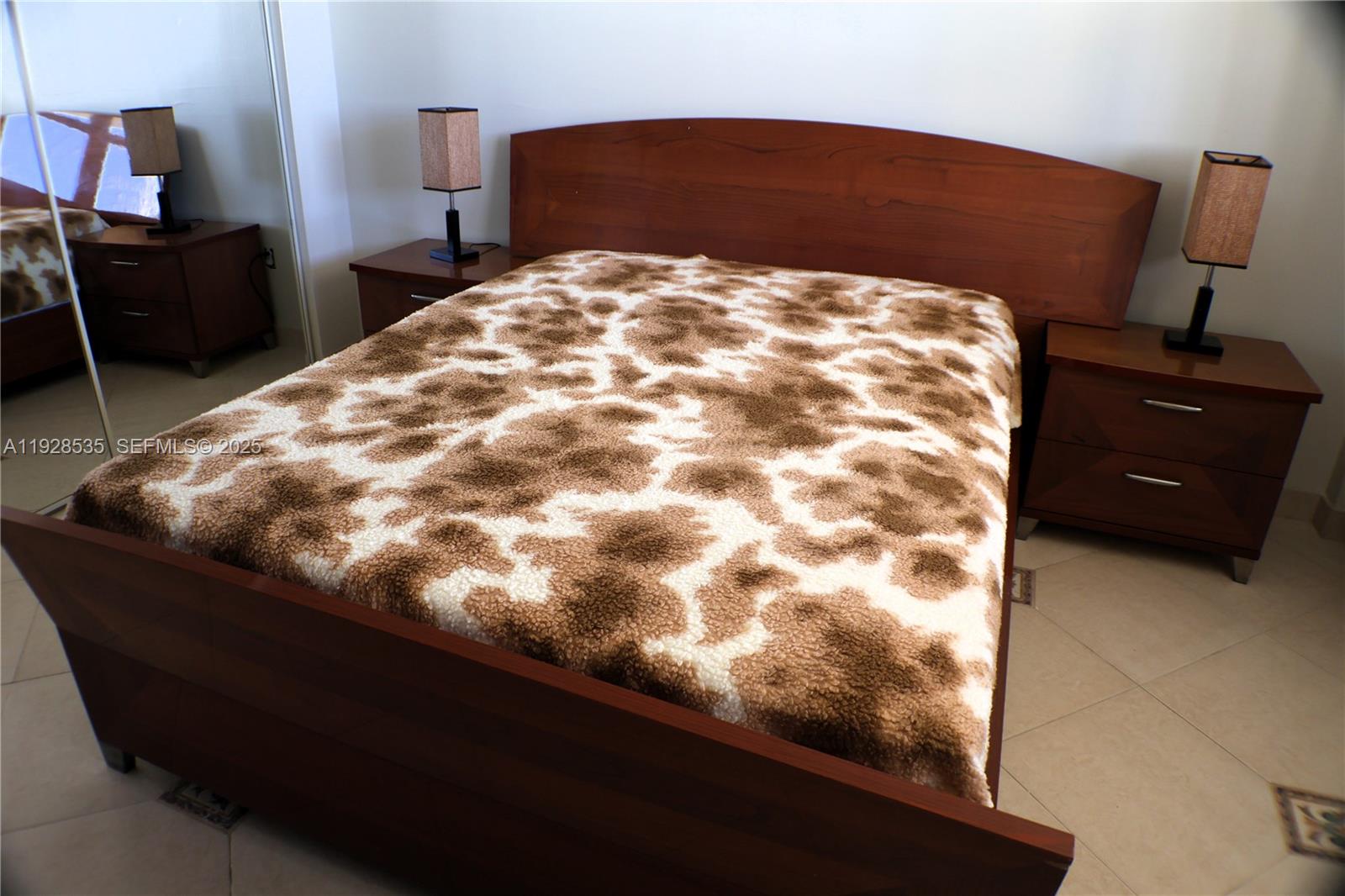 1833 S Ocean Dr # 1807