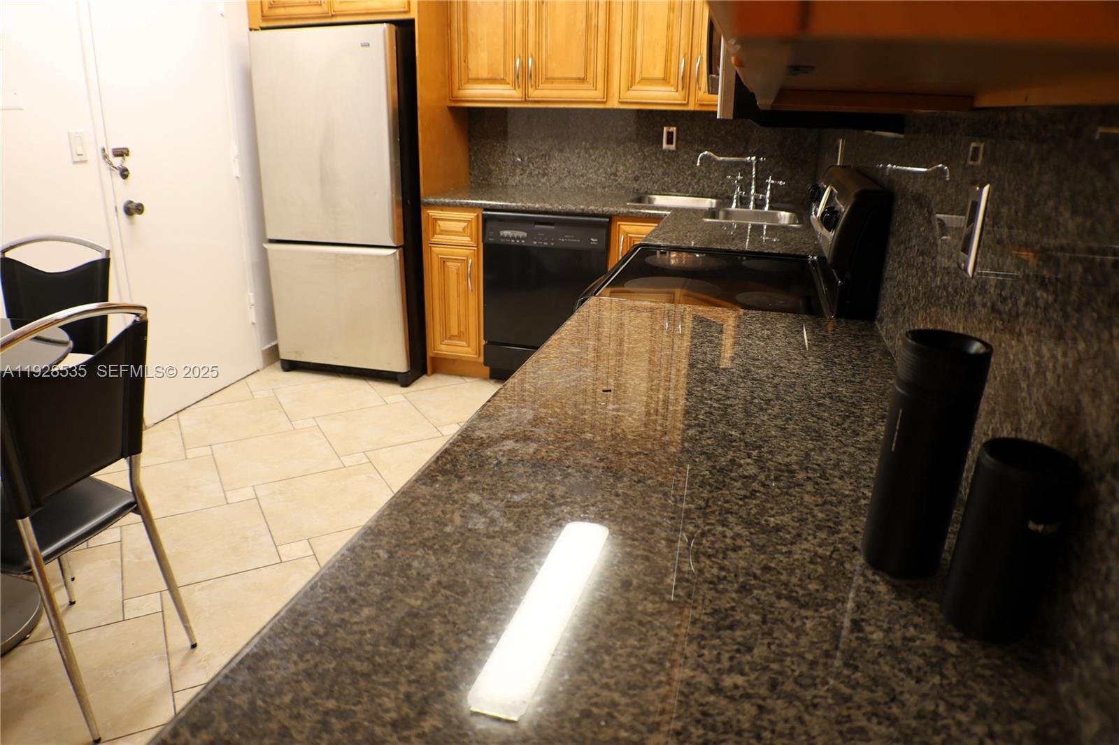 1833 S Ocean Dr # 1807