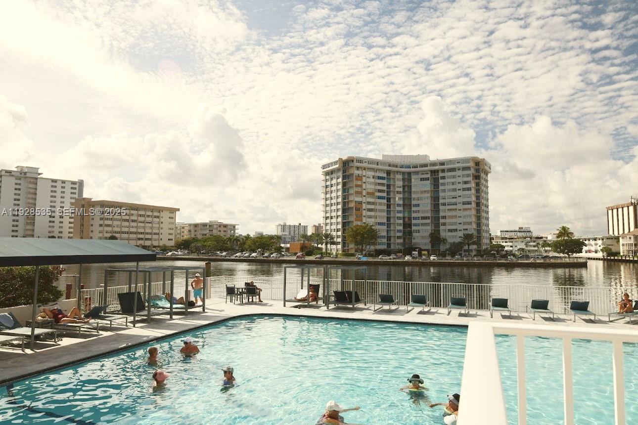 1833 S Ocean Dr # 1807