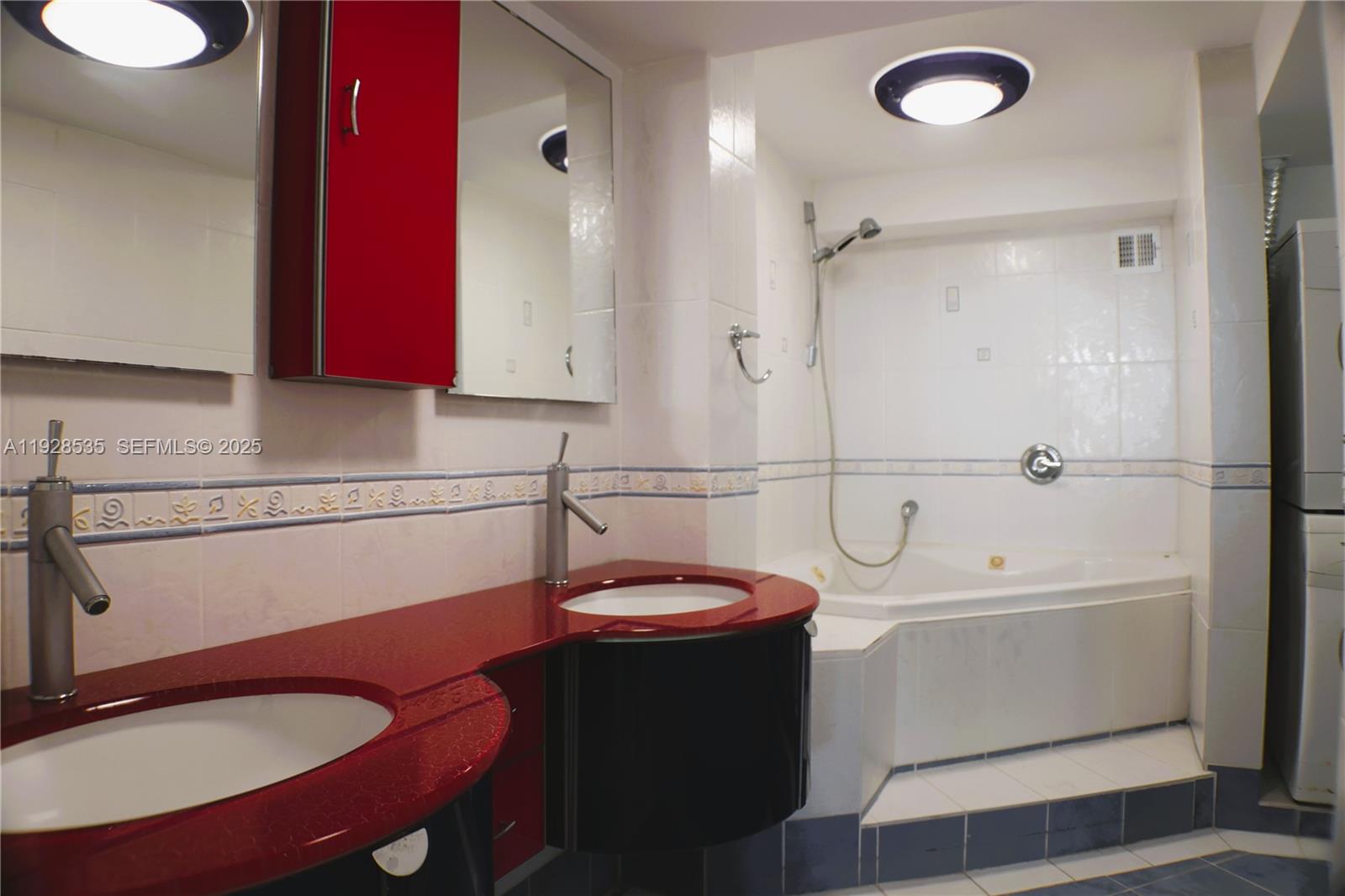 1833 S Ocean Dr # 1807