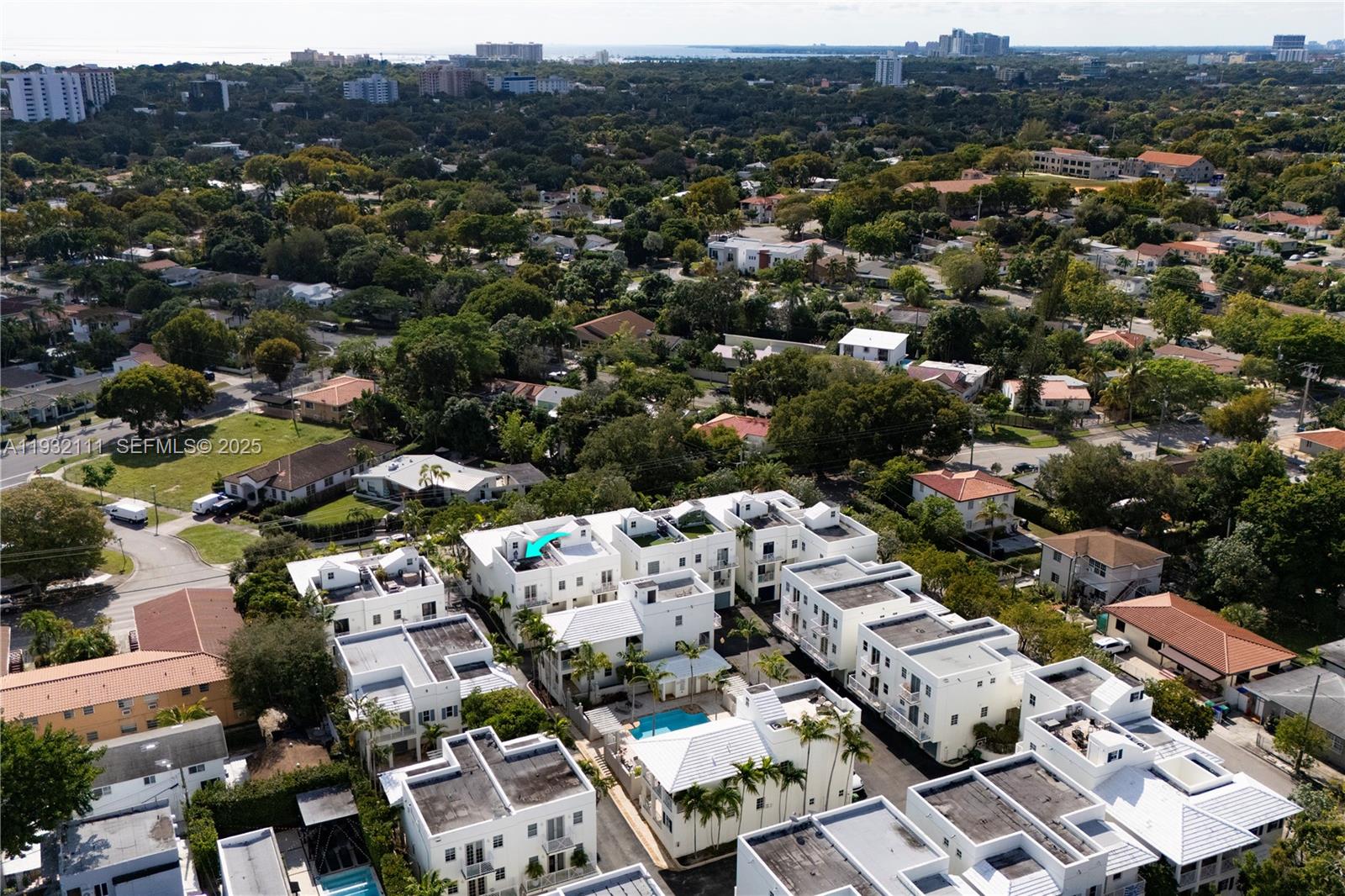 929 SW 11th St # 2 Unit: H-2