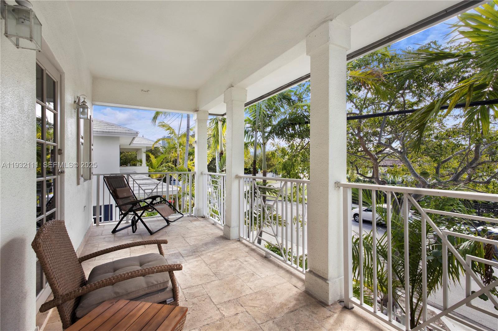 929 SW 11th St # 2 Unit: H-2