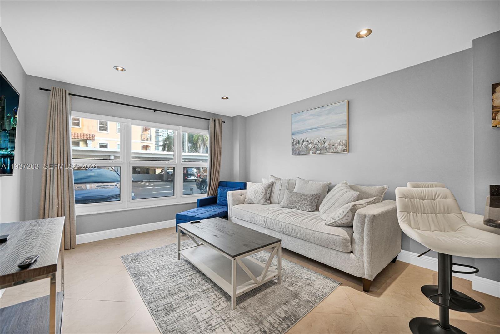 405 N Ocean Blvd # 103