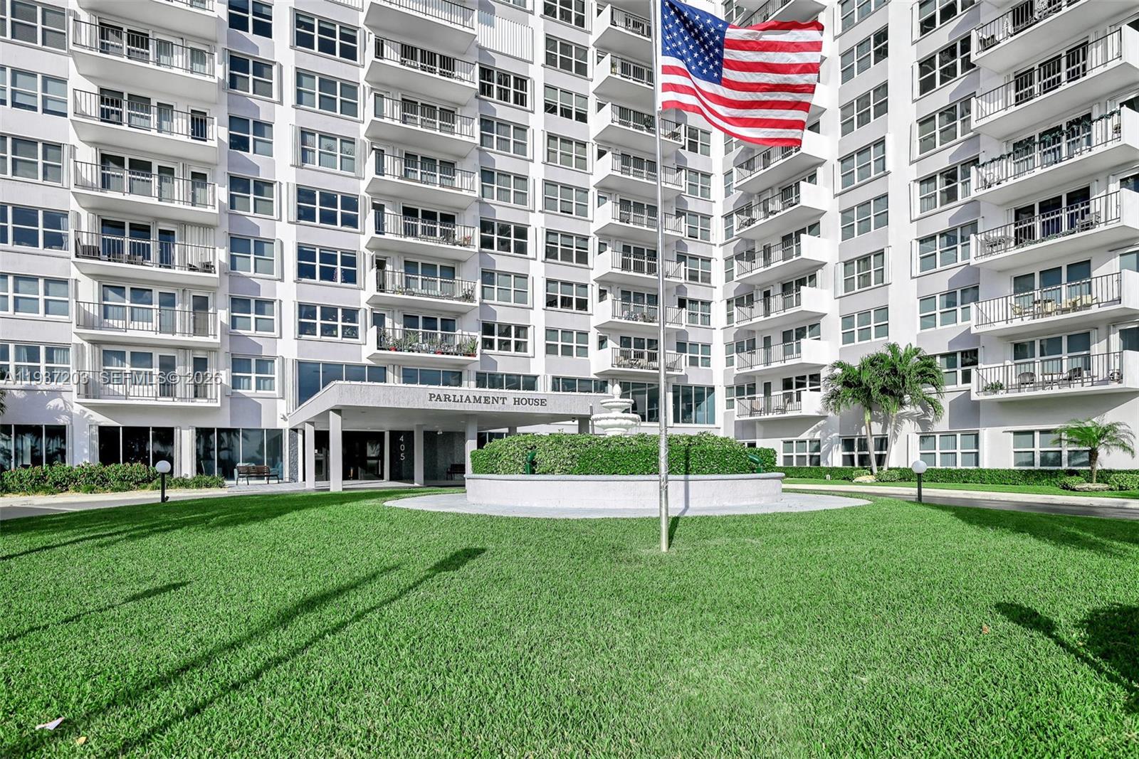 405 N Ocean Blvd # 103