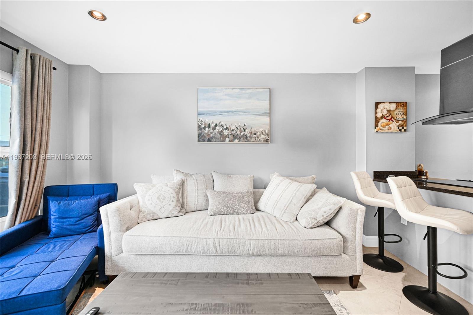 405 N Ocean Blvd # 103