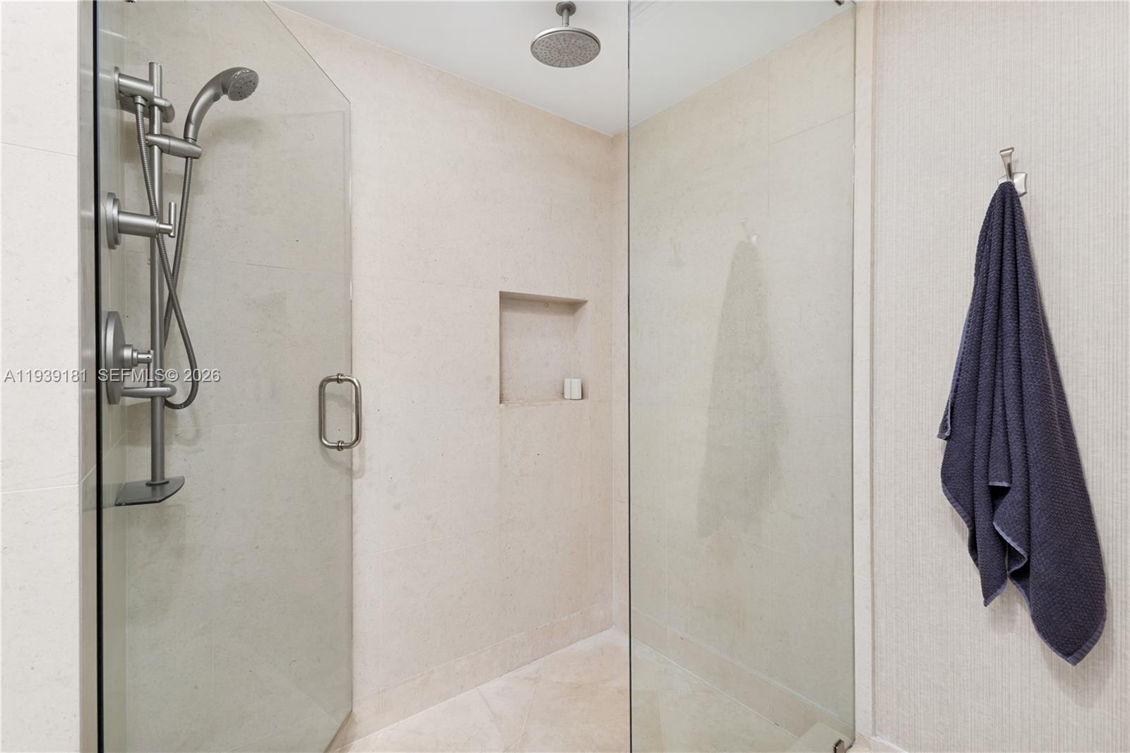 6899 Collins Ave # 1509