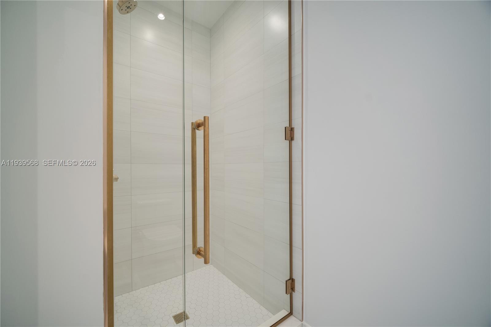 2655 S Bayshore Dr # 1602