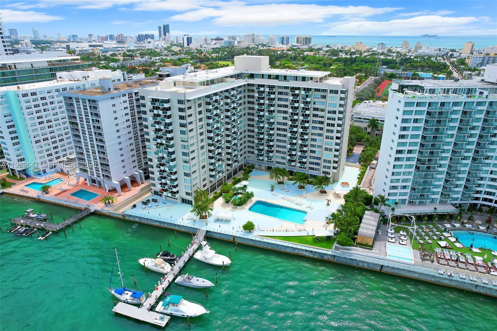 1200 West Ave # 910