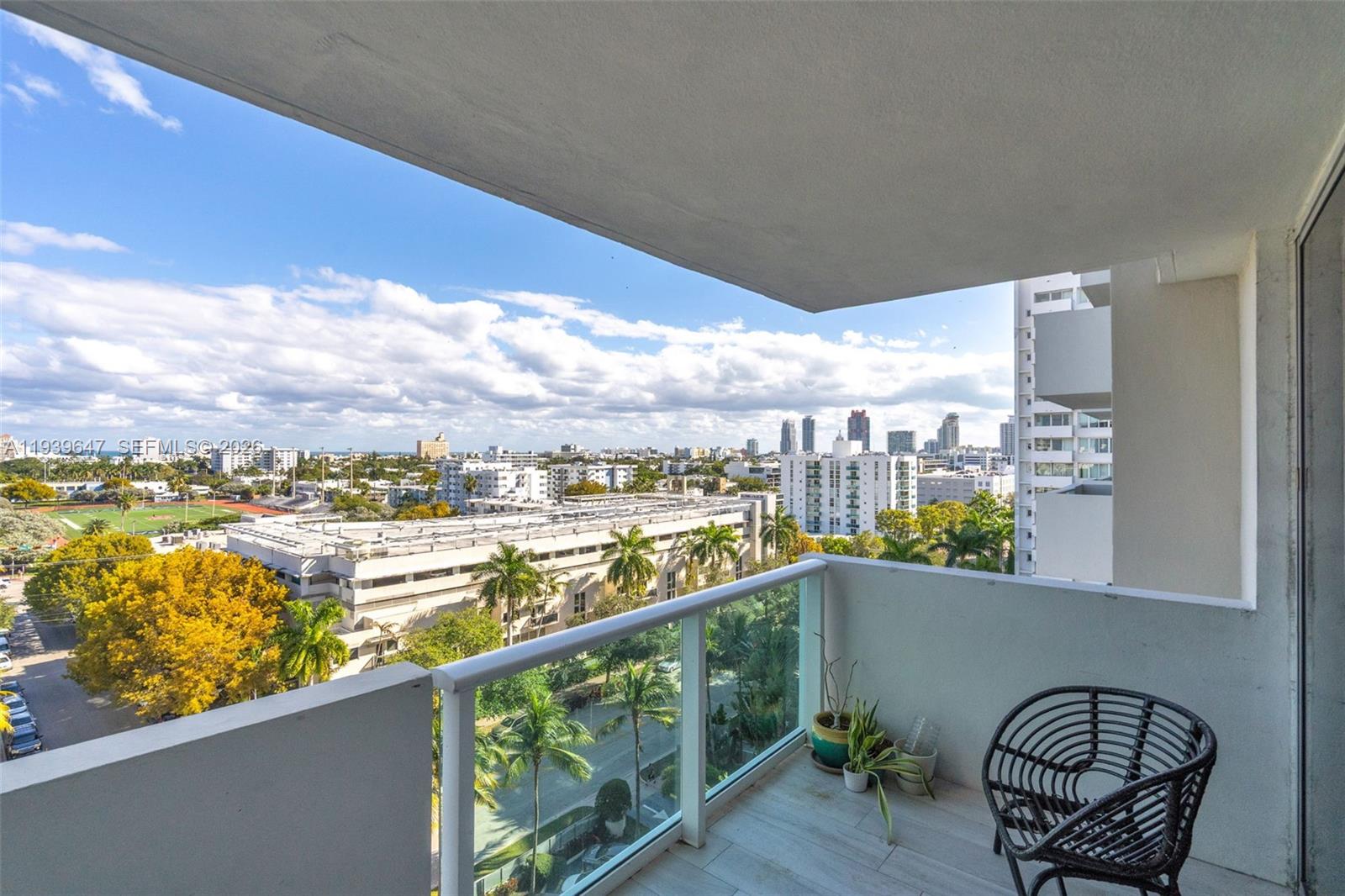 1200 West Ave # 910