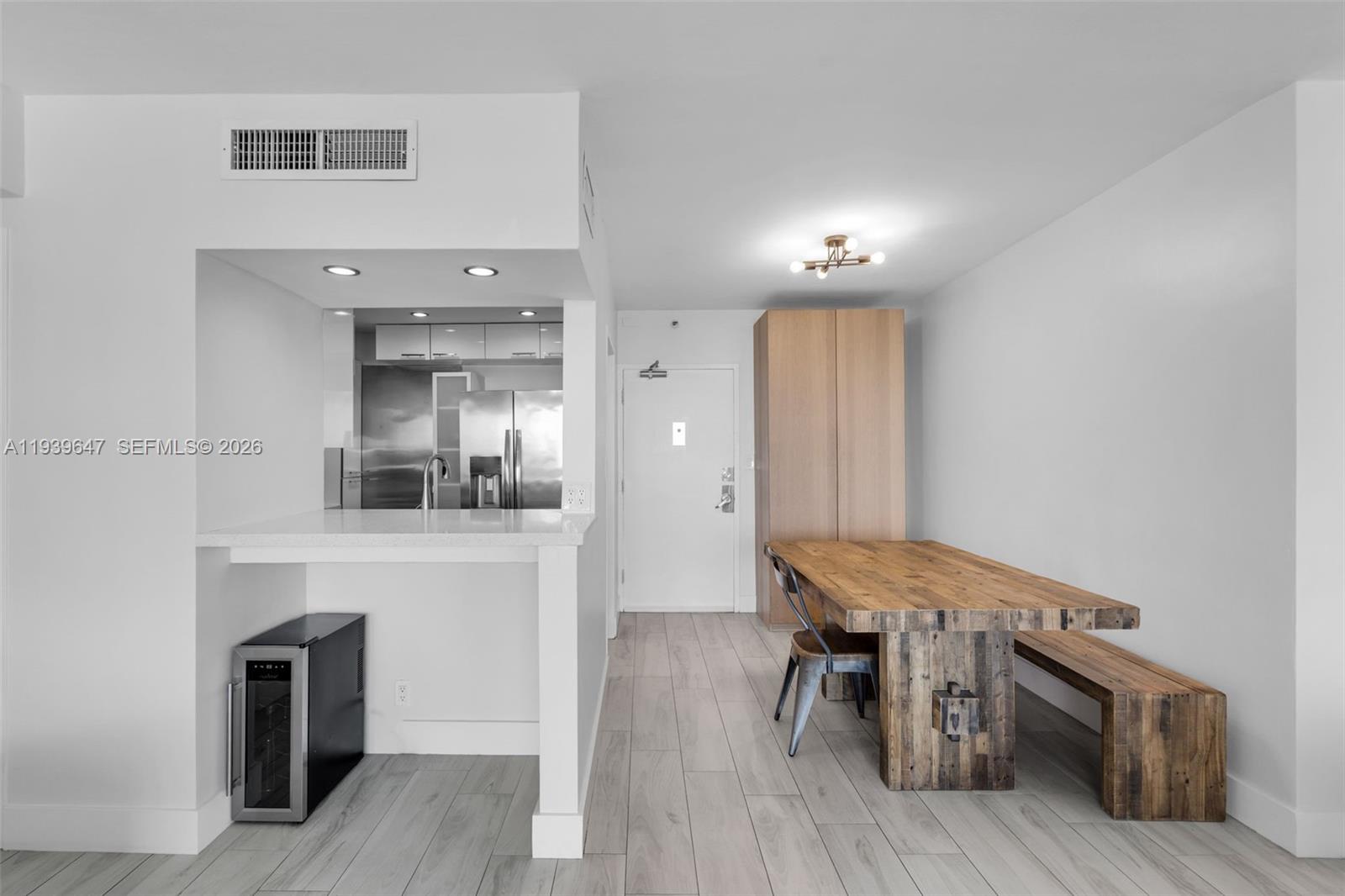 1200 West Ave # 910