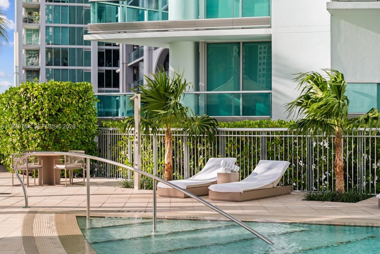 900 Biscayne Blvd # 3105