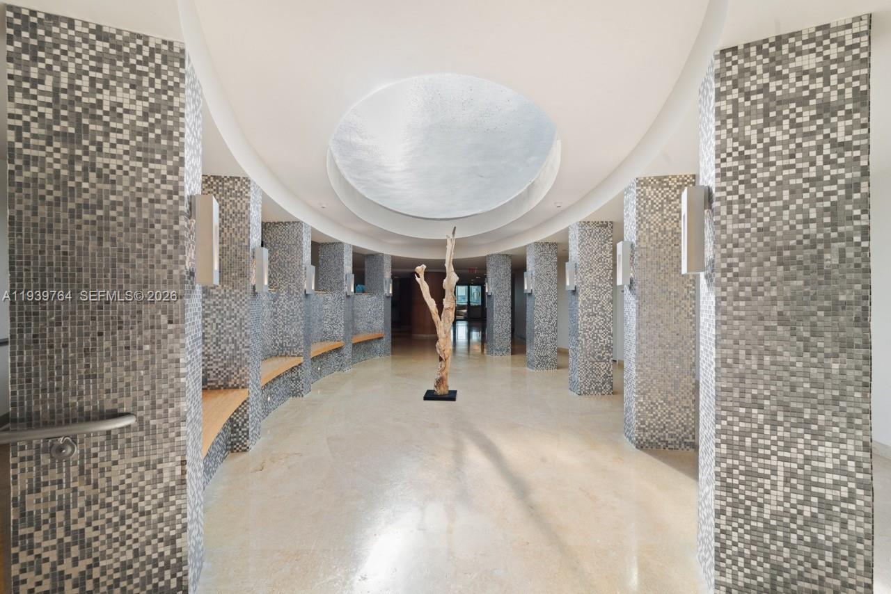 900 Biscayne Blvd # 3105