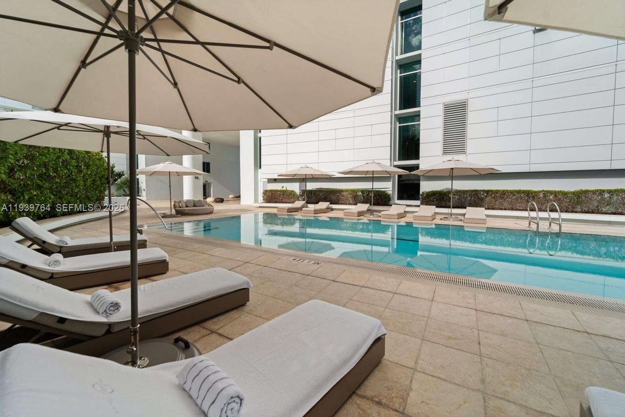 900 Biscayne Blvd # 3105