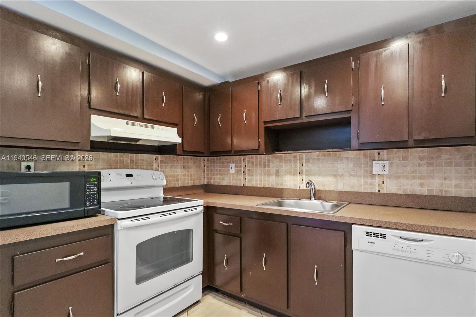 600 Three Islands Blvd # 519