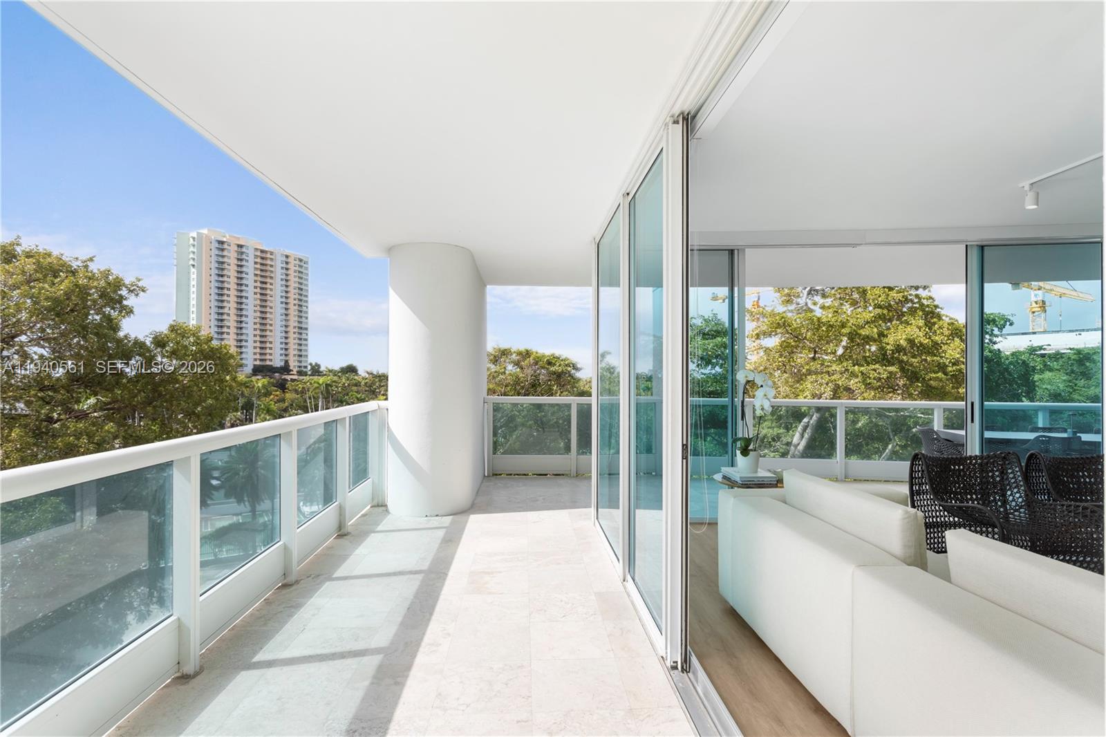 2127 Brickell Ave # 705