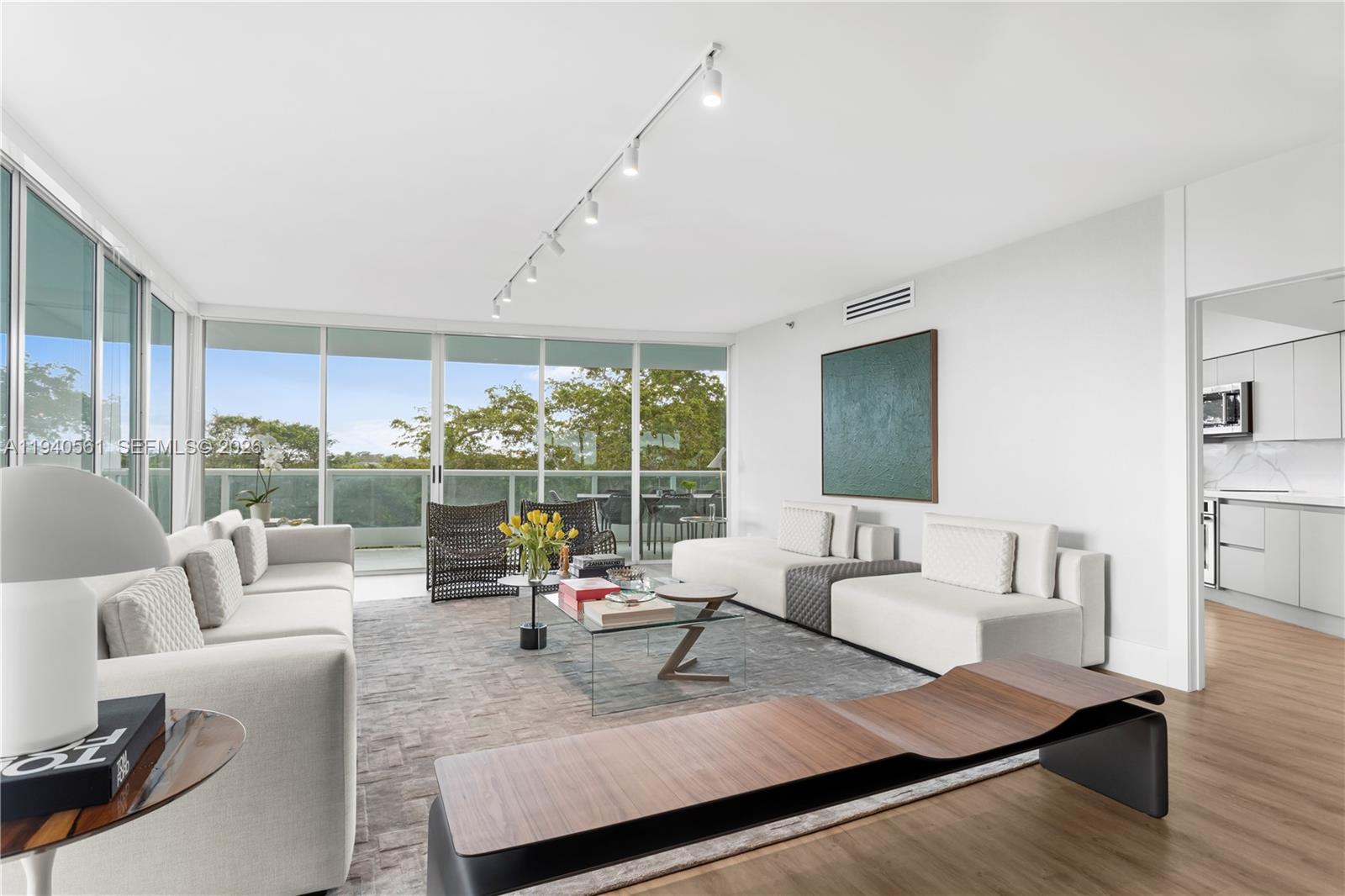 2127 Brickell Ave # 705