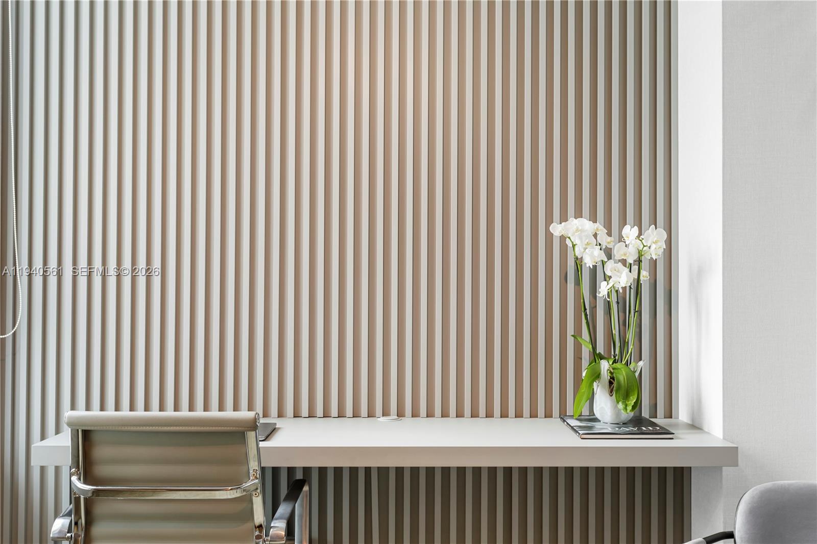 2127 Brickell Ave # 705