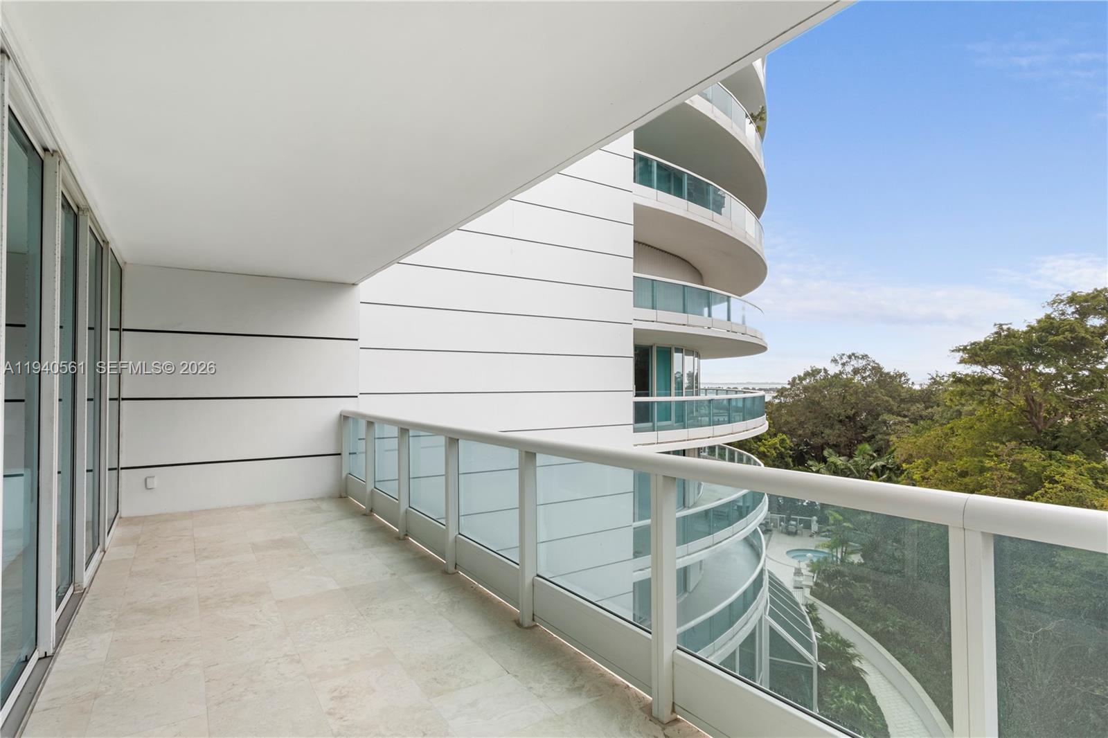 2127 Brickell Ave # 705