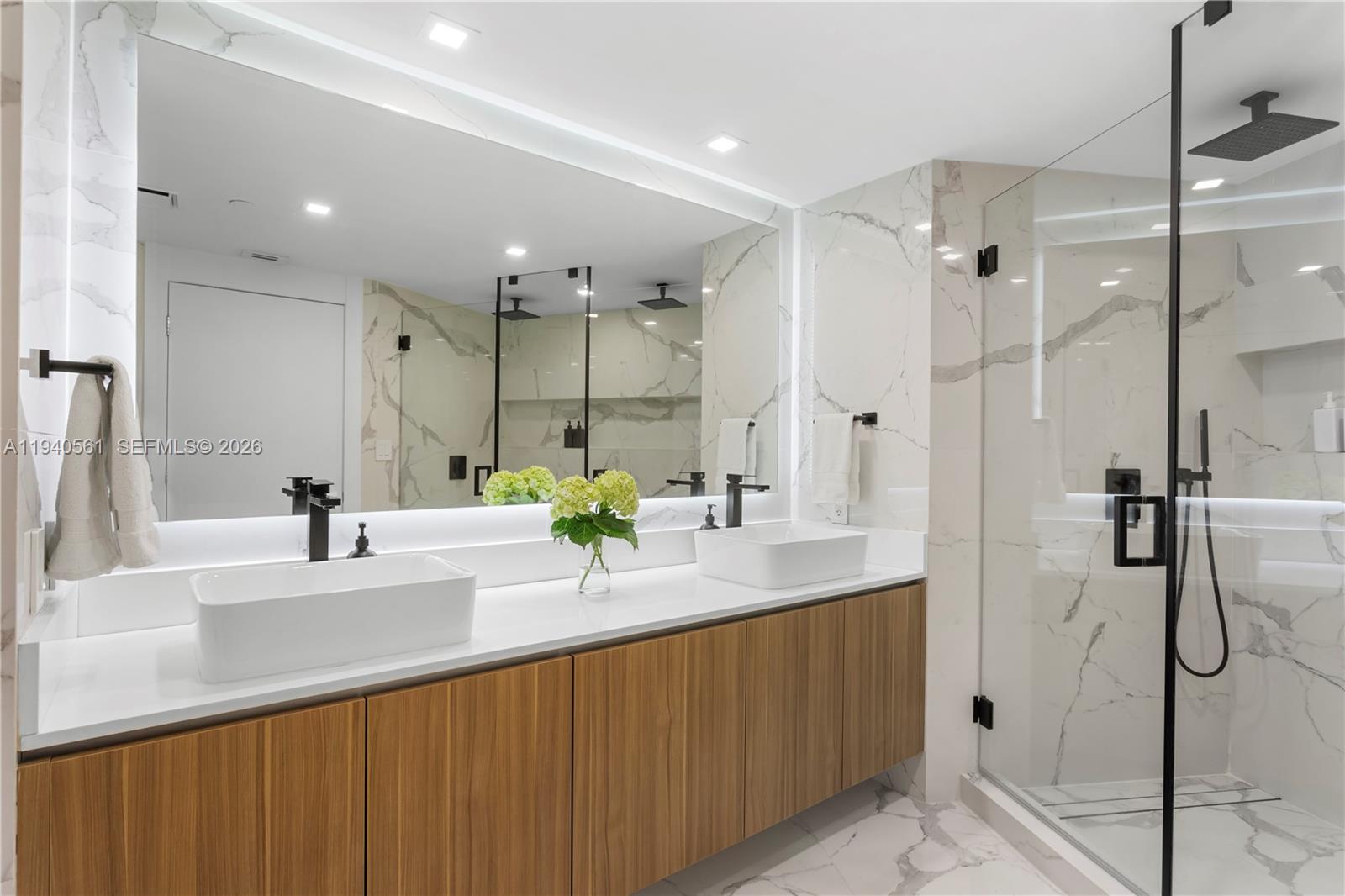 2127 Brickell Ave # 705