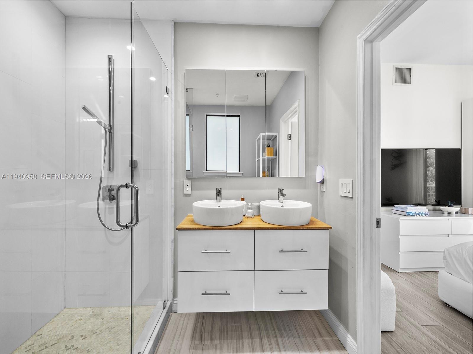 5864 SW 74th Ter # G