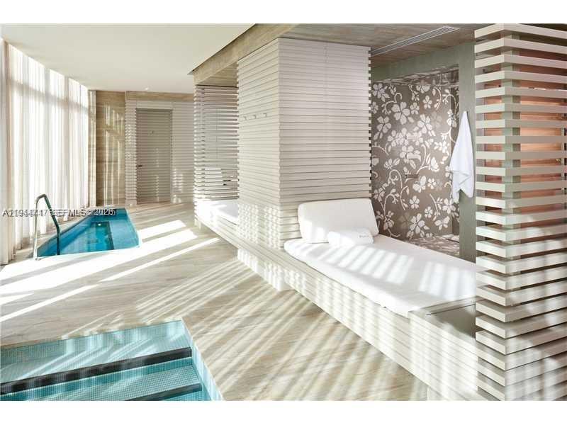 19575 Collins Ave # 12