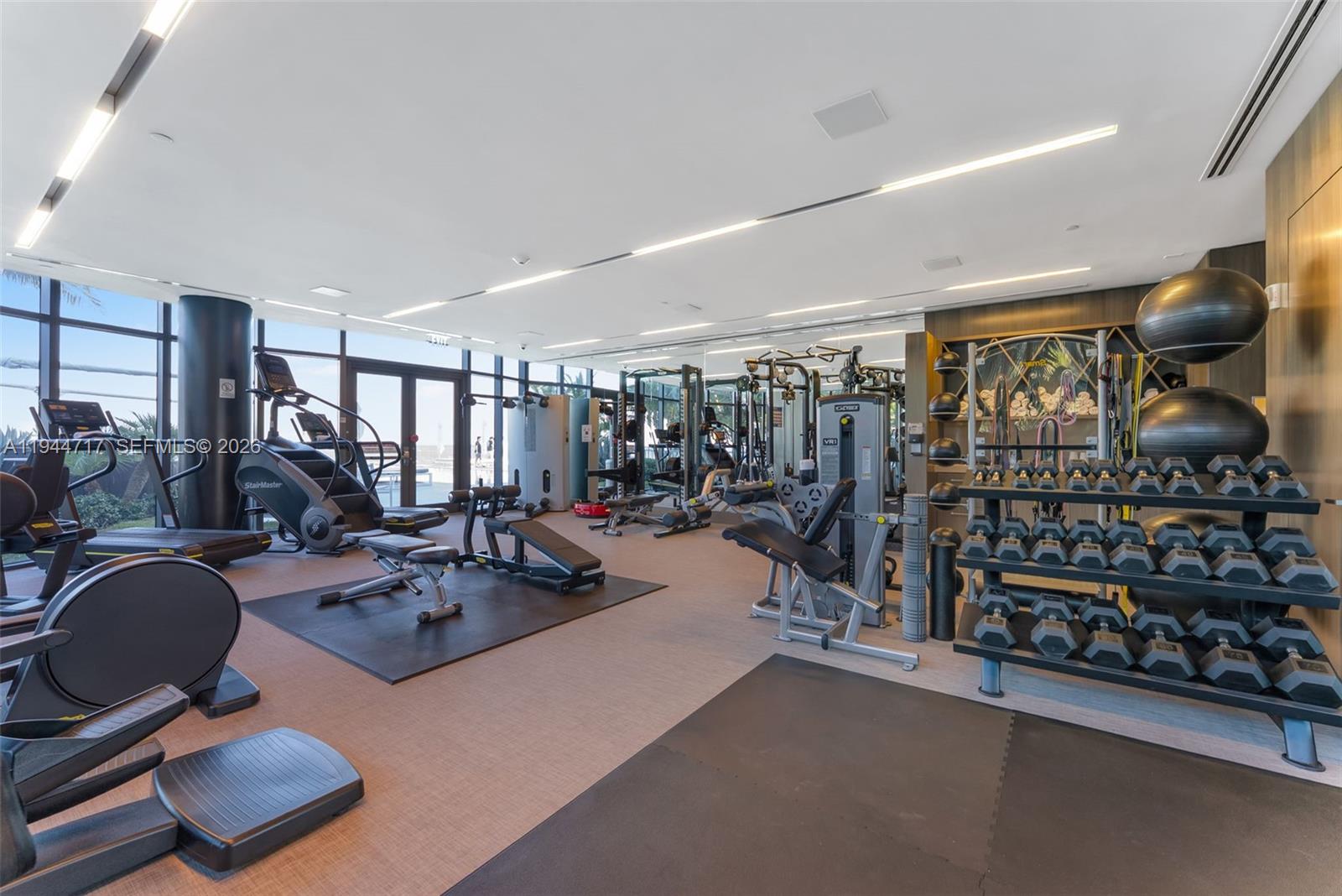 19575 Collins Ave # 12