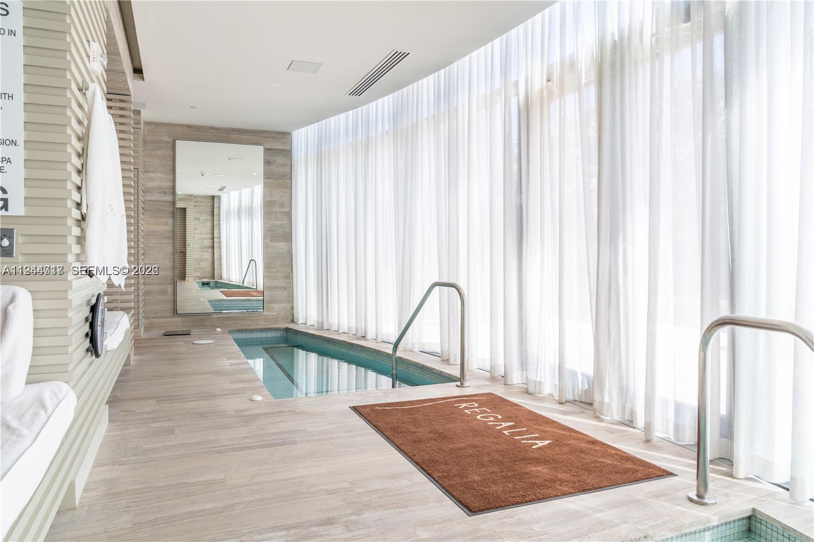 19575 Collins Ave # 12