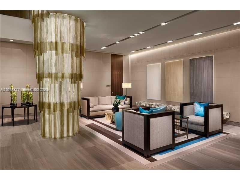 19575 Collins Ave # 12