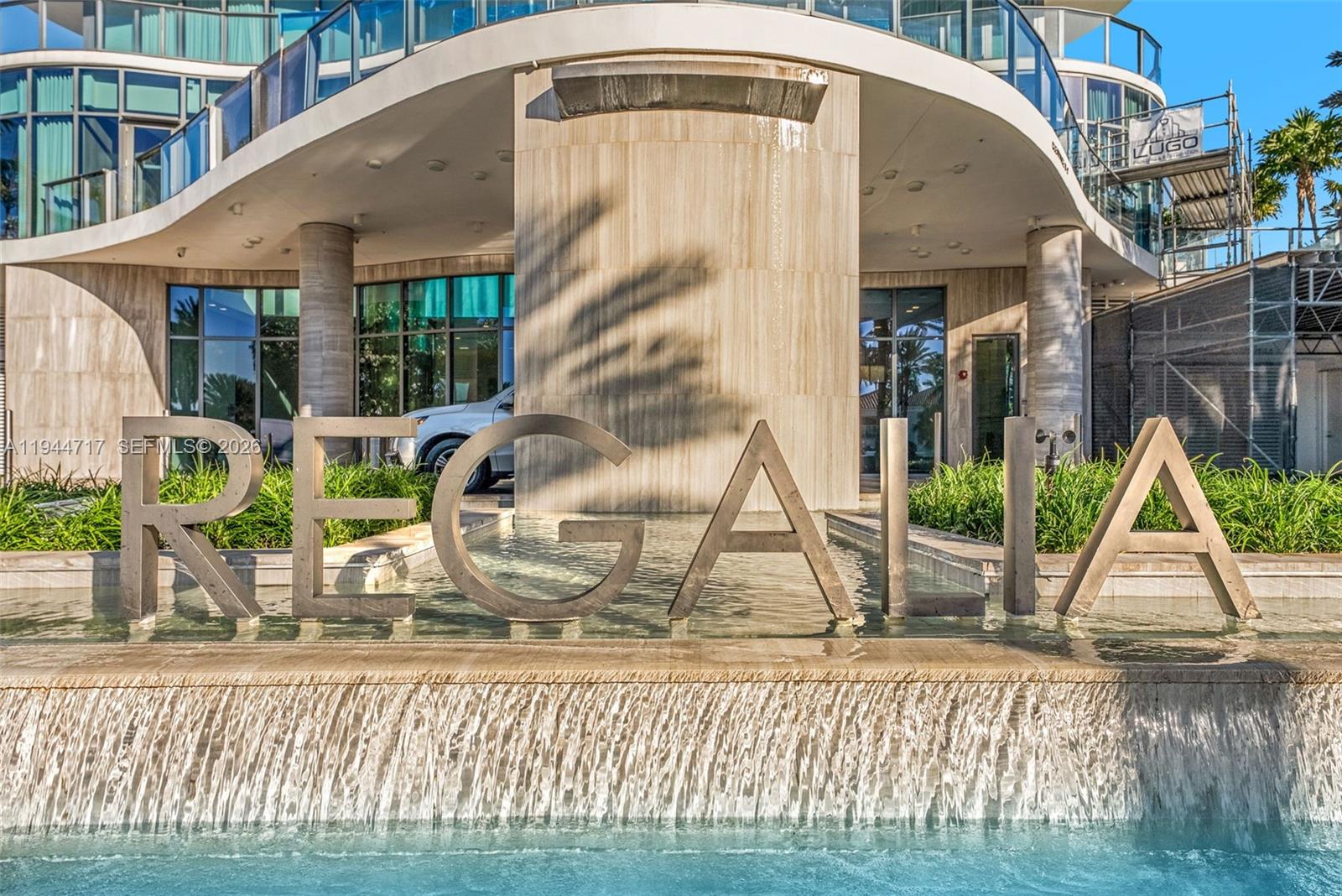 19575 Collins Ave # 12