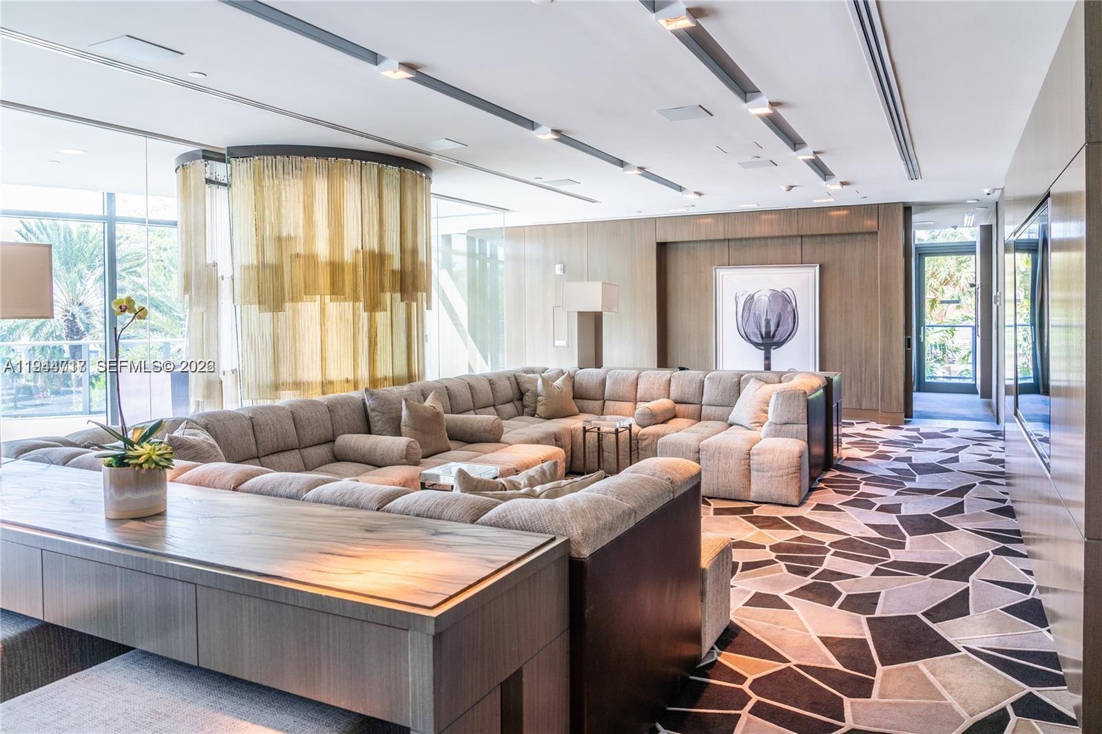 19575 Collins Ave # 12