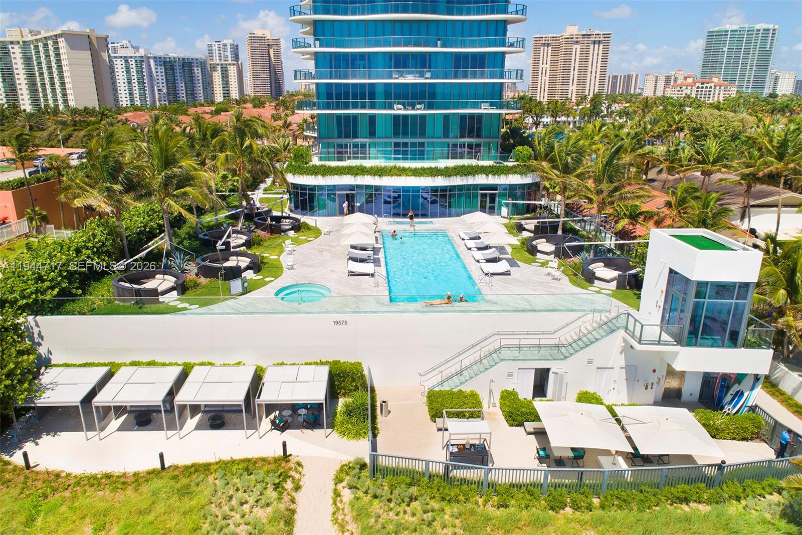 19575 Collins Ave # 12