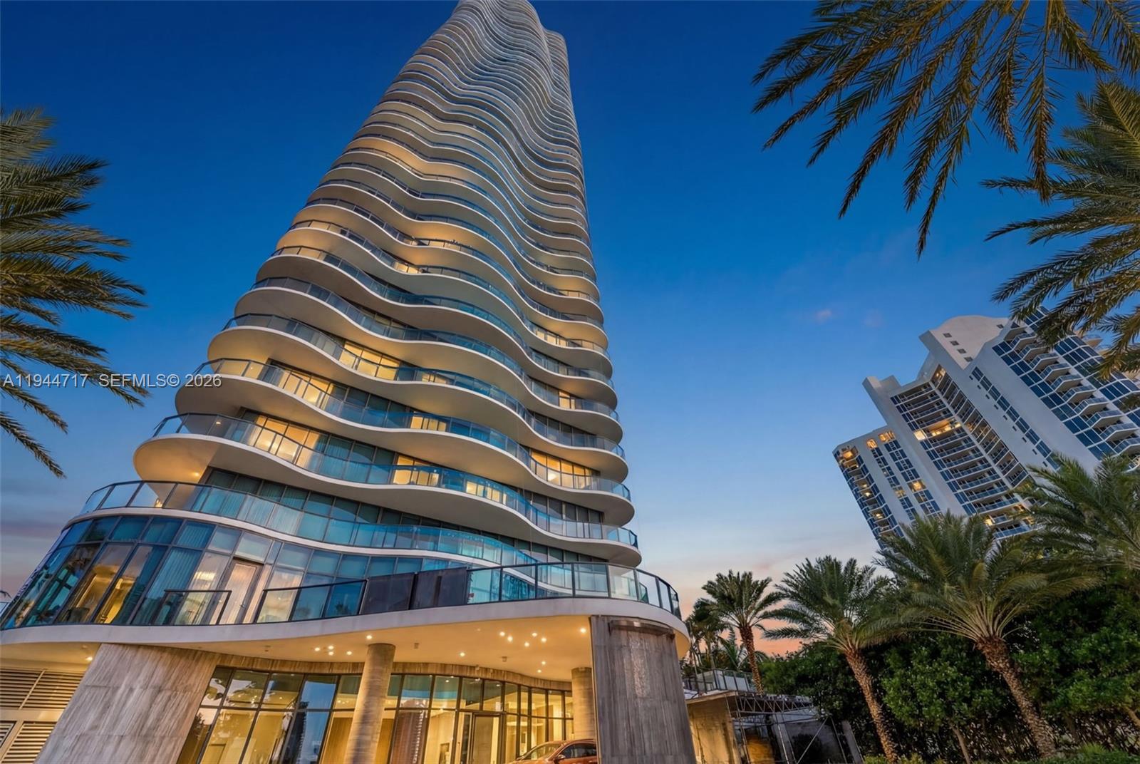 19575 Collins Ave # 12