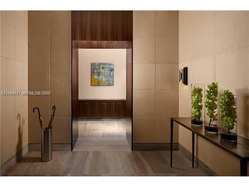 19575 Collins Ave # 12