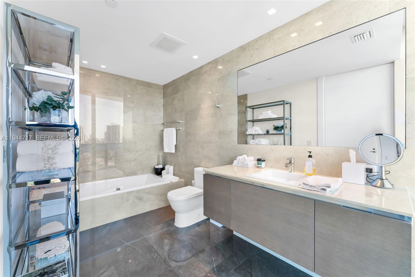 19575 Collins Ave # 12