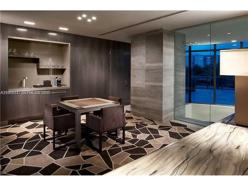 19575 Collins Ave # 12