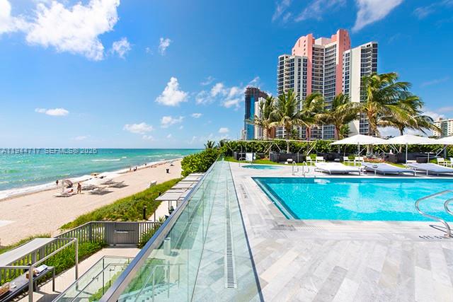 19575 Collins Ave # 12