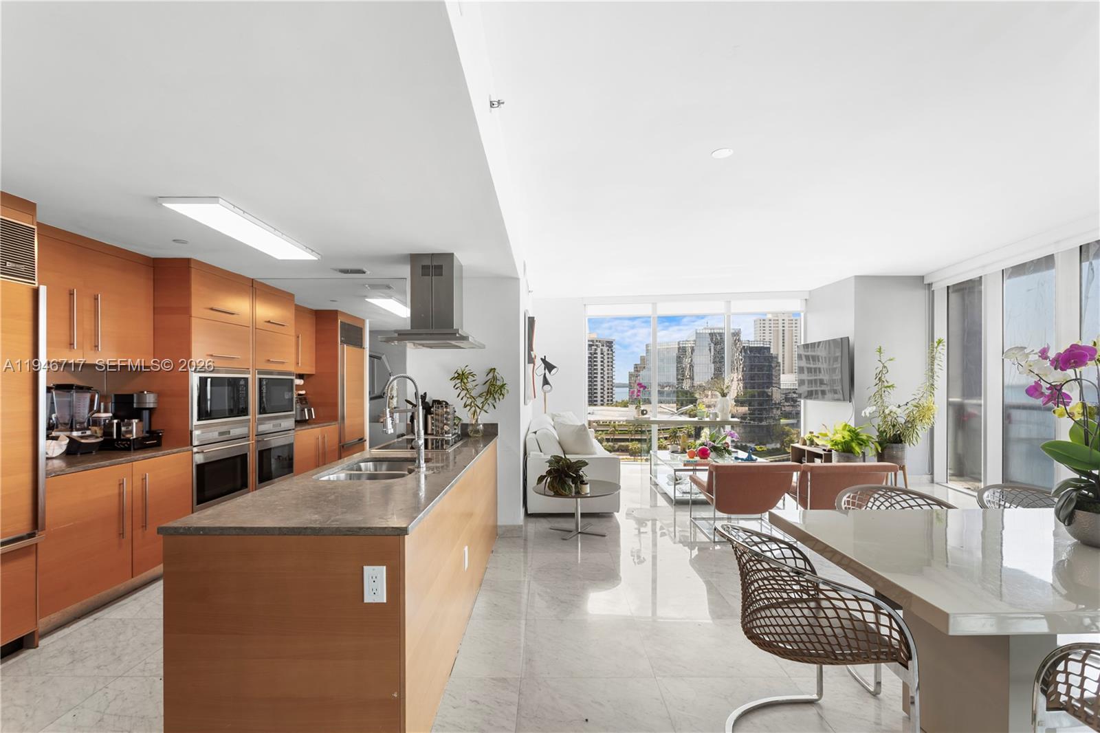 495 Brickell Ave # 1001