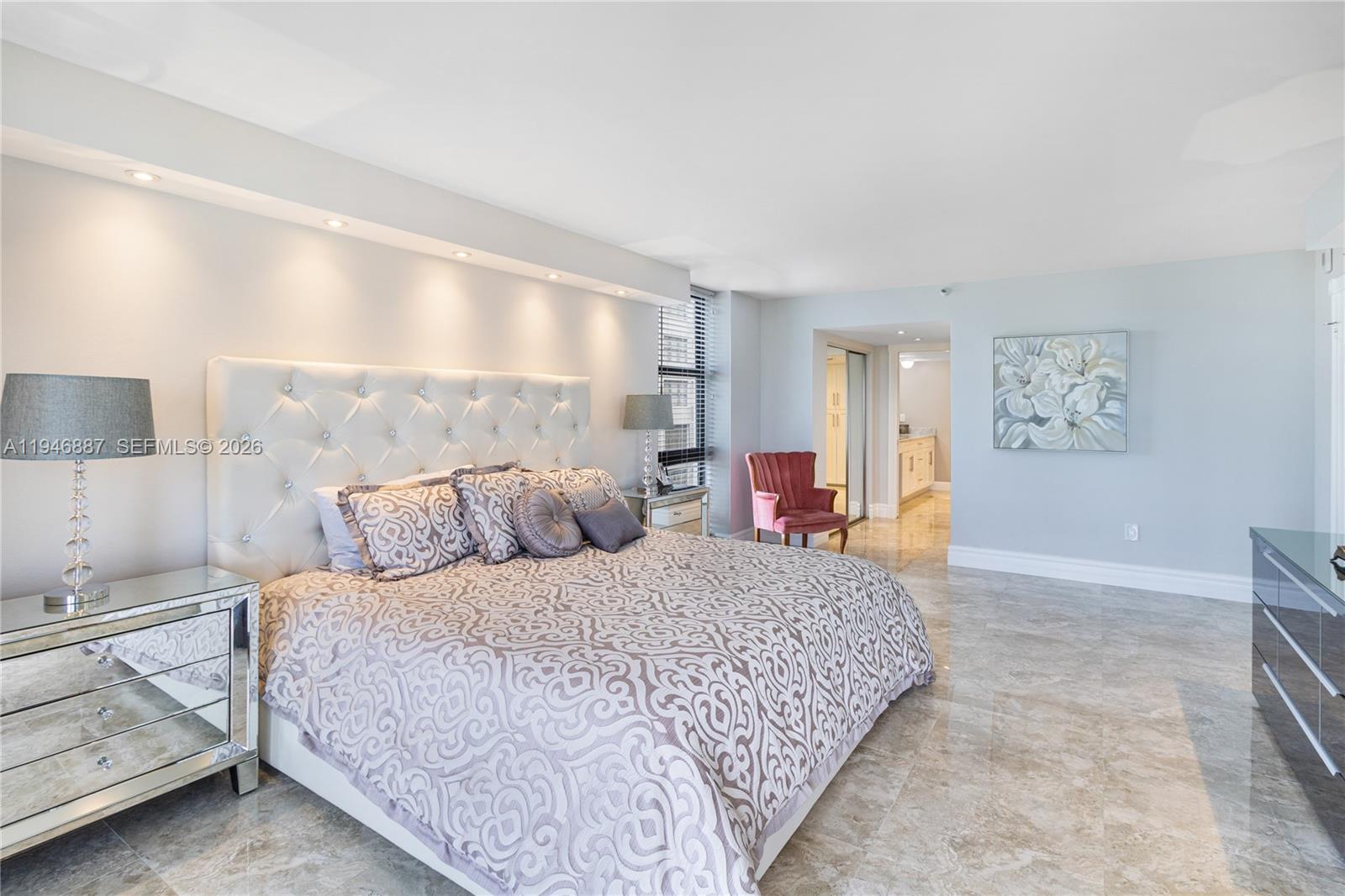 6061 Collins Ave # 6F