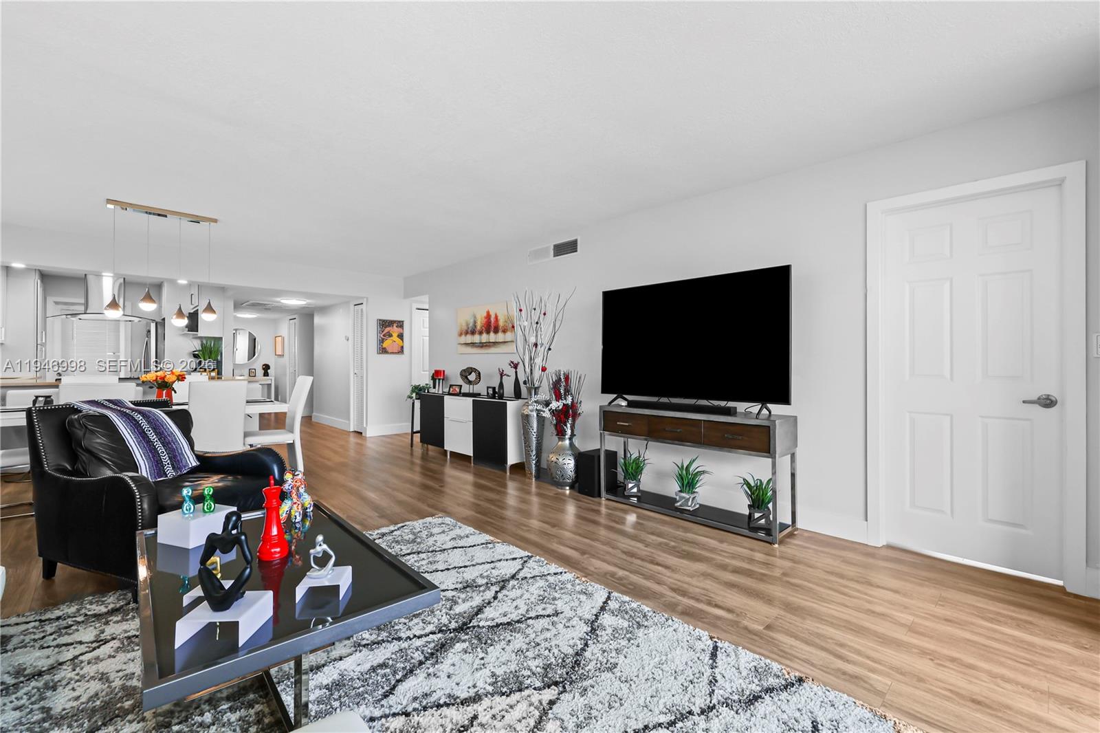 2661 S Course Dr # 510