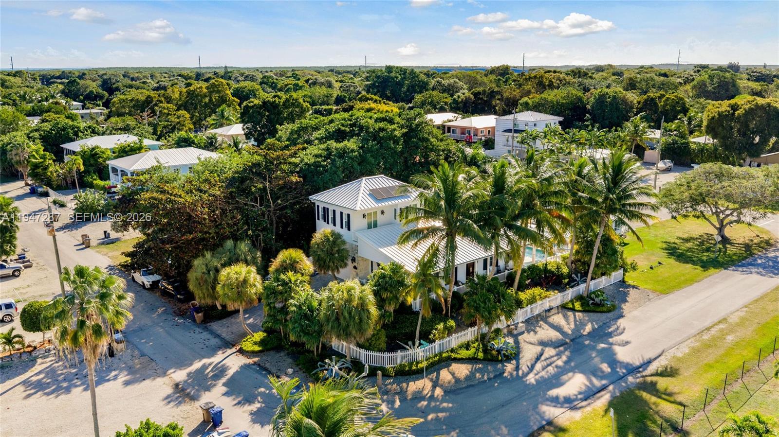 65 Tarpon Ave