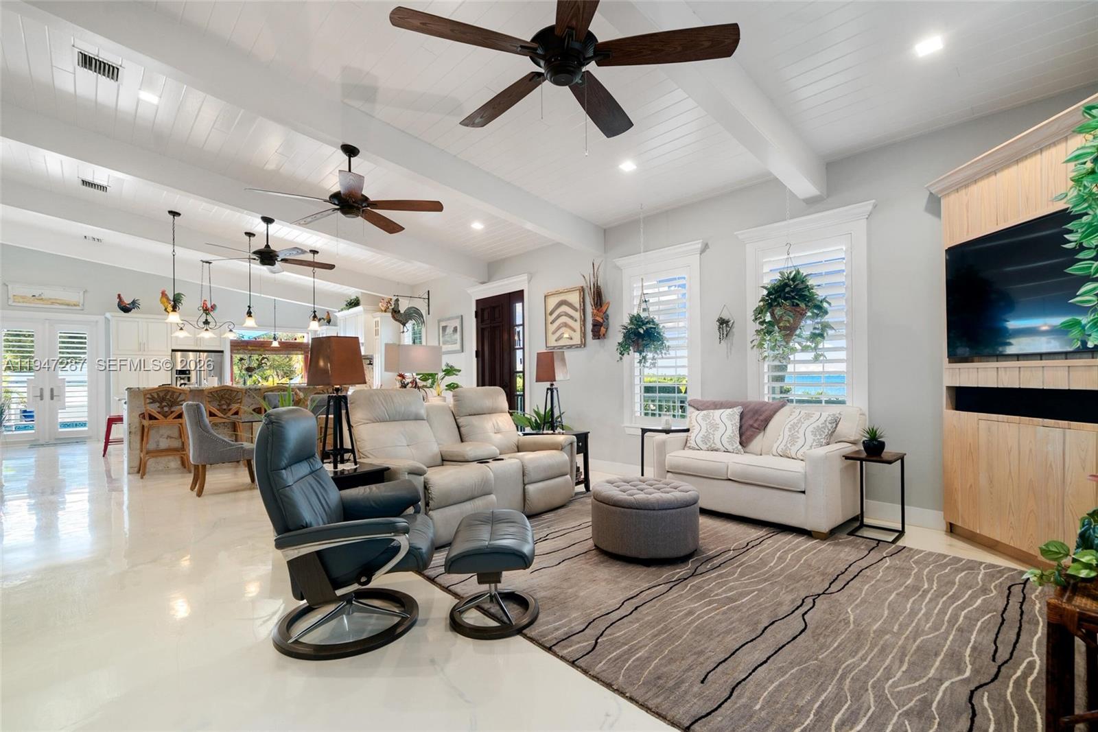 65 Tarpon Ave