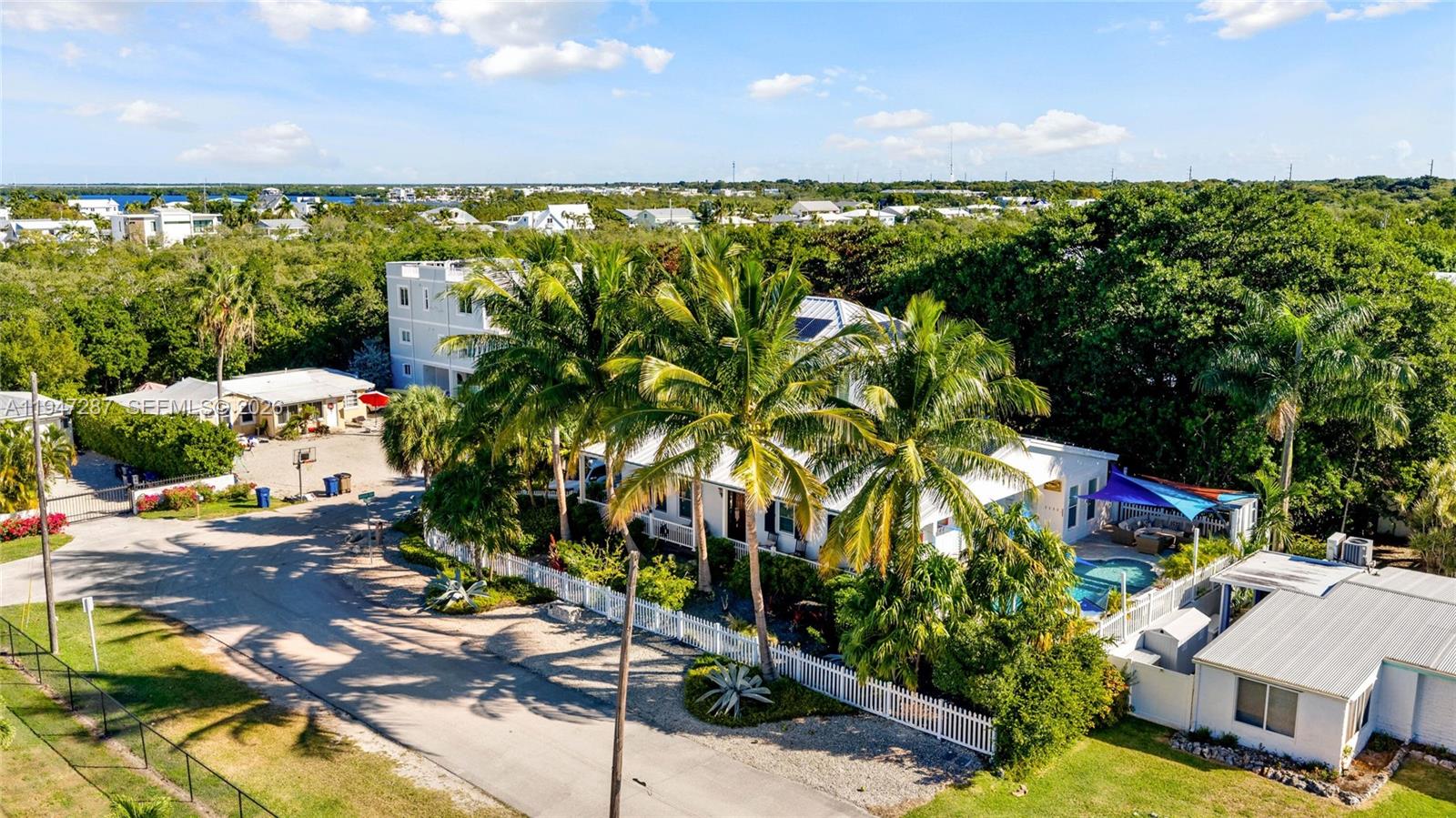 65 Tarpon Ave