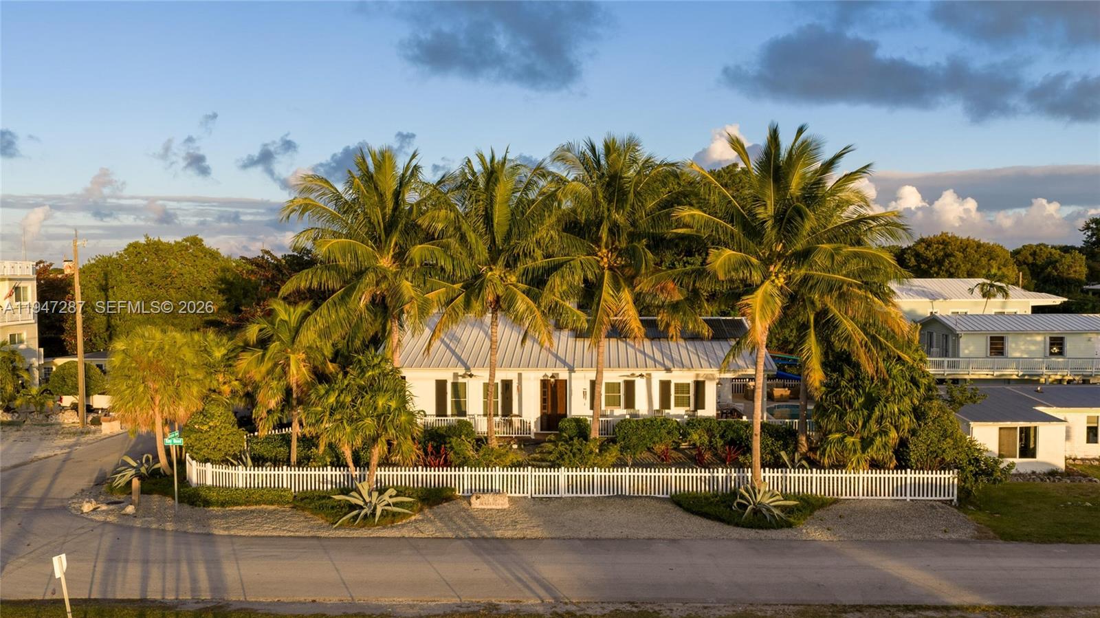 65 Tarpon Ave